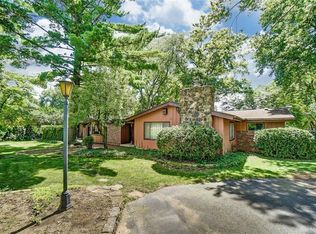 320 Towerview Rd, Dayton, OH 45429