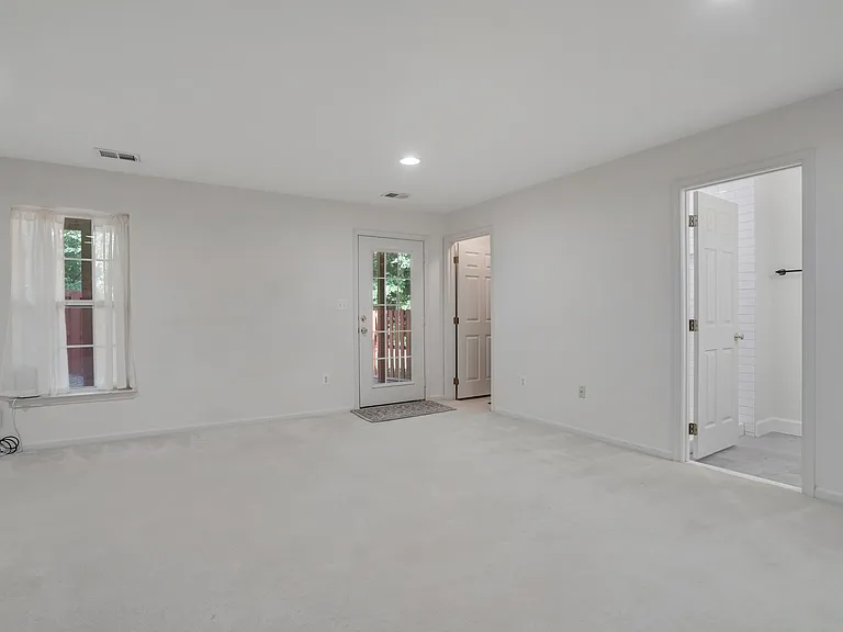 6502 Trask Ter — Photo 43