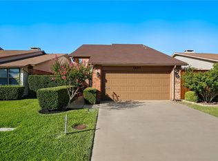 2602 Via Los Altos, Carrollton, TX 75006