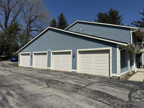 1306 Eder LANE Unit D, West Bend, WI 53095