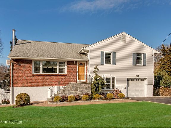 2nd image of 26 Wayside Dr