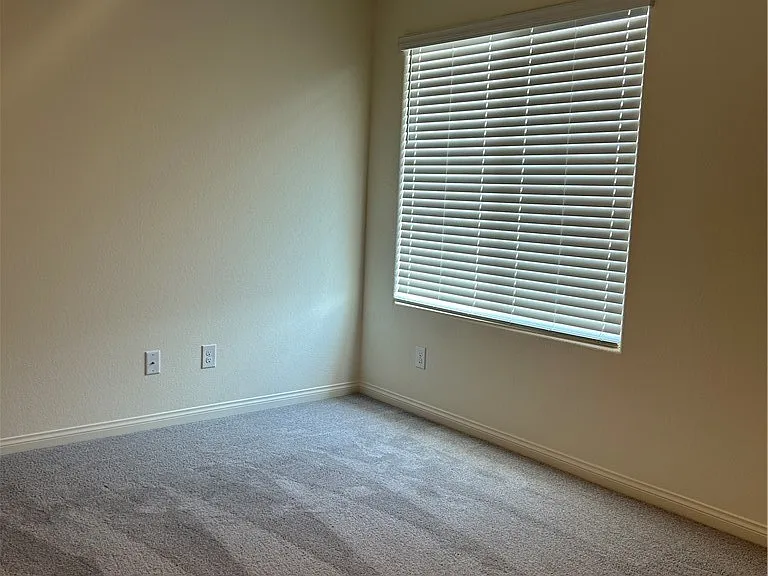 1978 Chameleon Ct — Photo 15