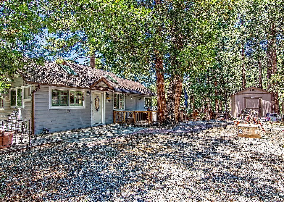 1st image of 52778 Cedar Dr