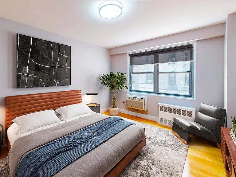 50 W 97th St #2L — Photo 4