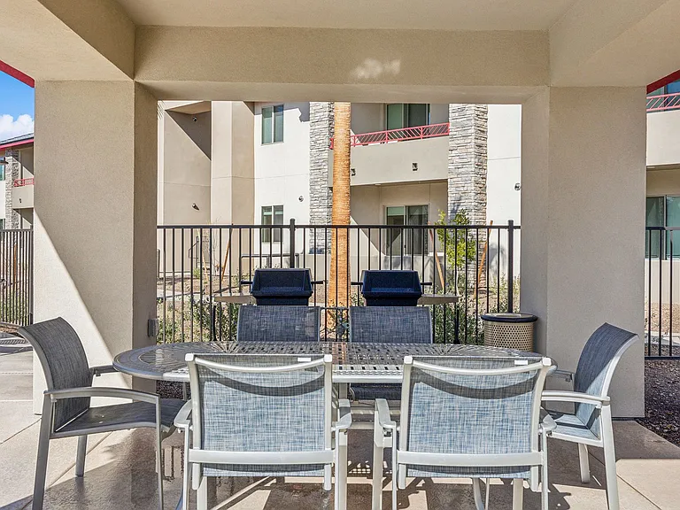 Eagle Ridge Apartment Homes — Photo 9