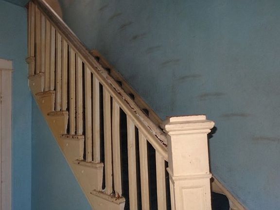 3rd image of 5020 Alcott Ave