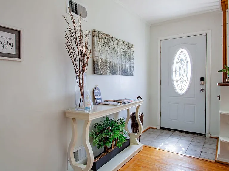 Panorama Dr — Photo 2