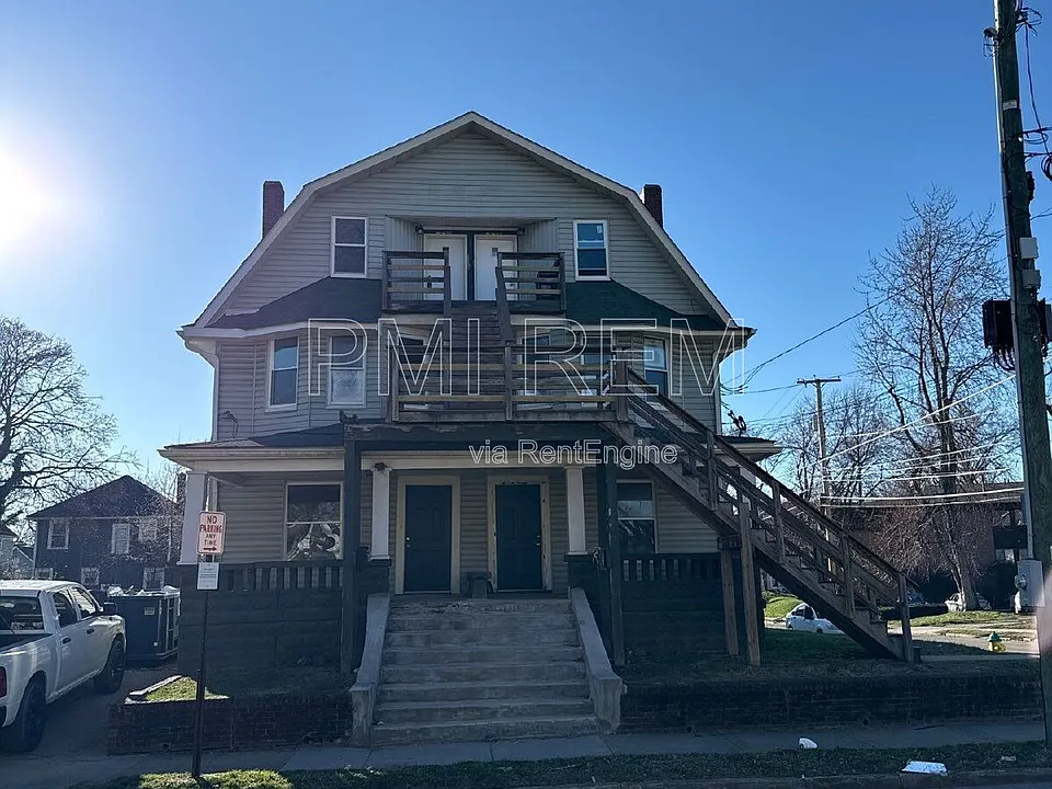 472 Sumner St #3