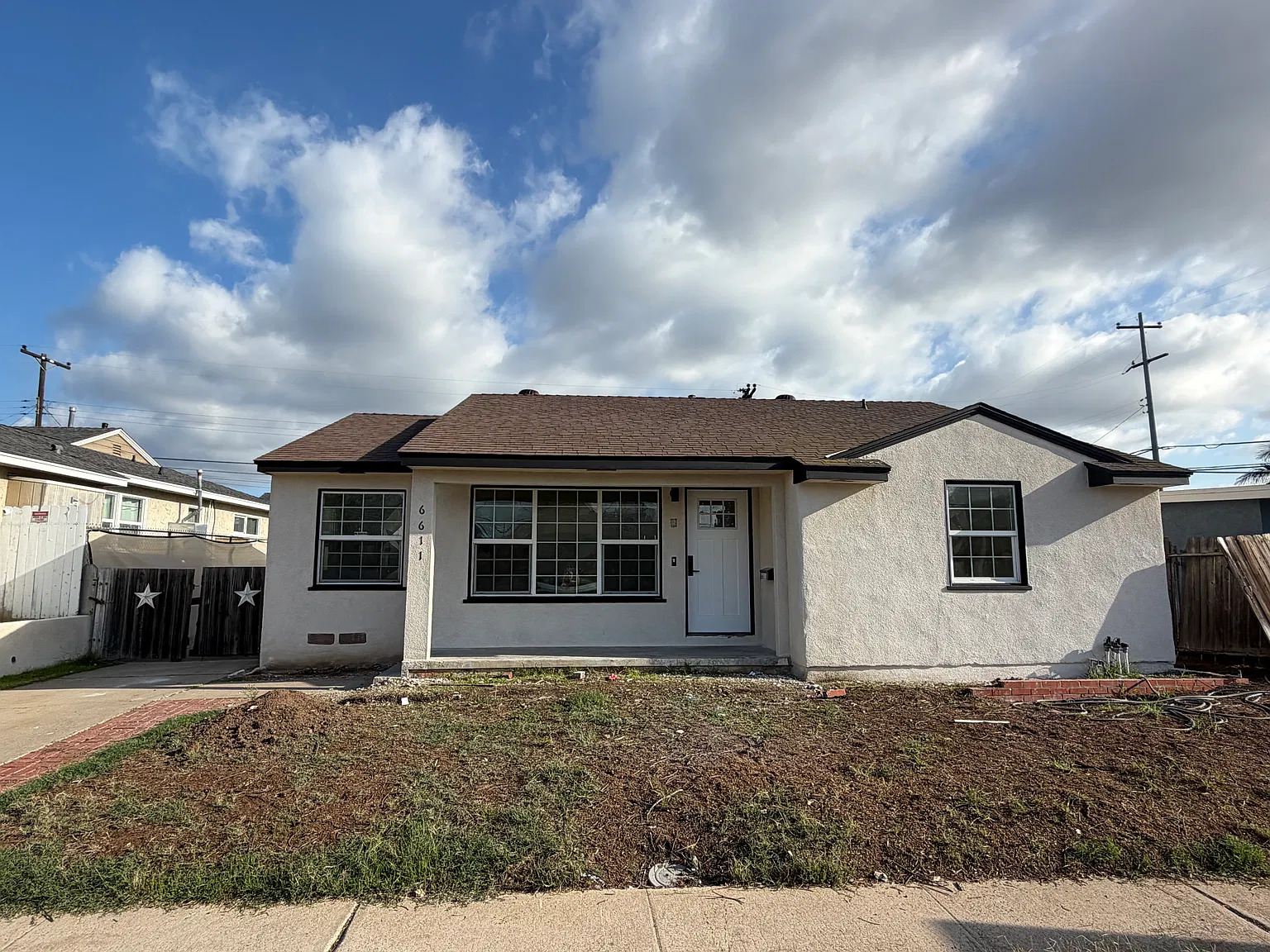 3 bed, 1123 sqft, $4,000 — Photo 2