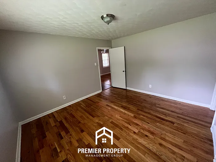 3391 Boxdale St — Photo 13