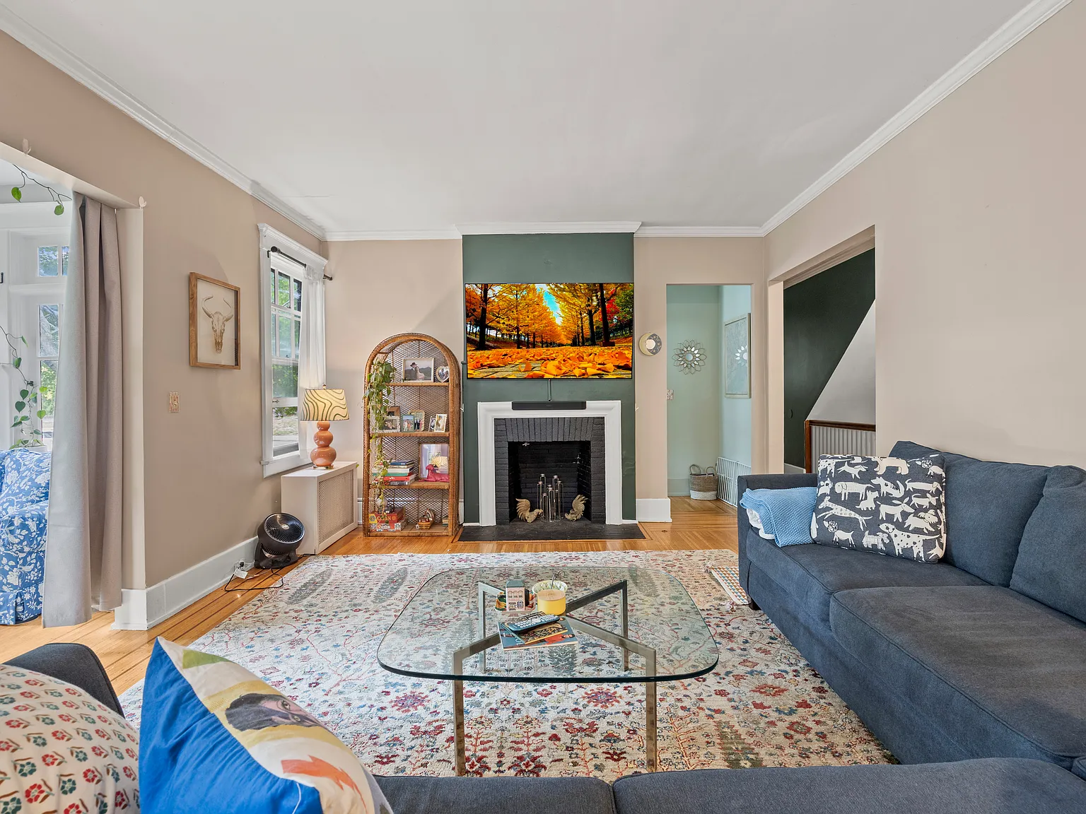 2 bed, 1356 sqft, $2,200 — Photo 4