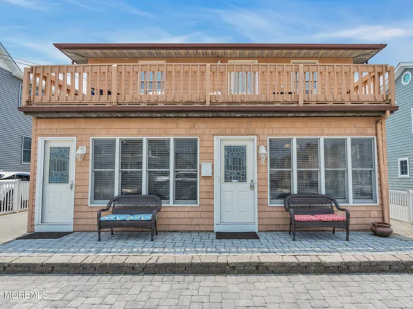 8 President Ave Unit 1, Lavallette, NJ 08735