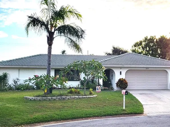 3619 Pembrook Dr, Sarasota, FL 34239