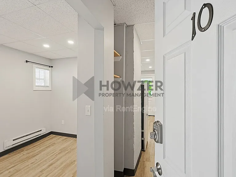 127 Park St #10 — Photo 14