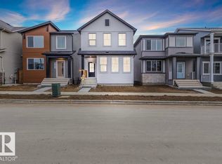 3759 Erlanger Dr NW, Edmonton, AB T6M 1R9