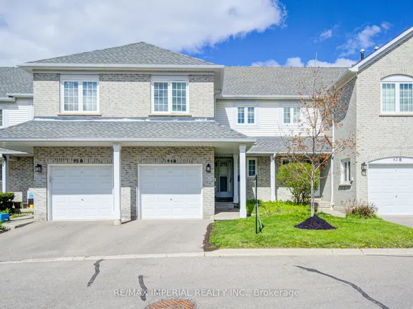 5305 Glen Erin Dr #44, Mississauga, ON L5M 5N7