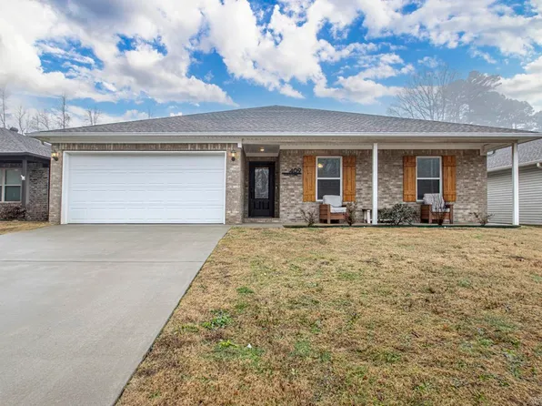 409 S Shady Ln, Benton, AR 72015