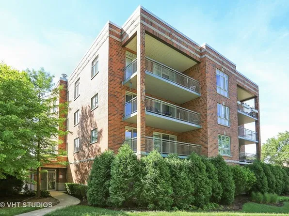 6635 W Norwood Ct Unit 201, Harwood Heights, IL 60706