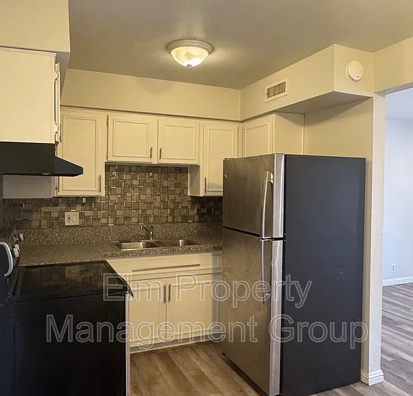 615 S Royal Crest Cir #24 — Photo 5