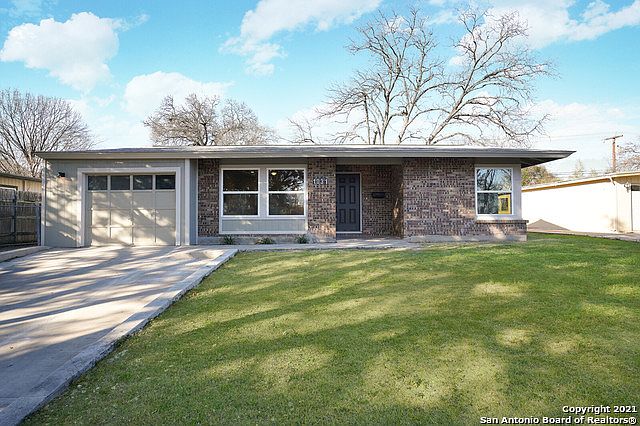 1st image of 1031 Arroya Vista Dr
