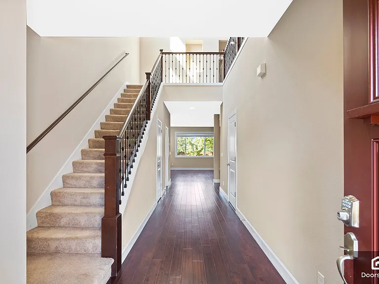 22718 36th Dr SE — Photo 5