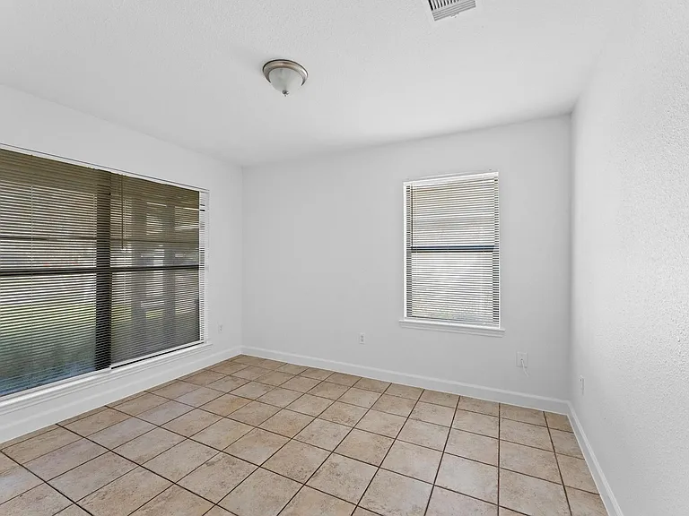 5326 Newkirk Ln — Photo 12