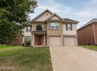 16504 Taunton Vale Rd, Louisville, KY 40245