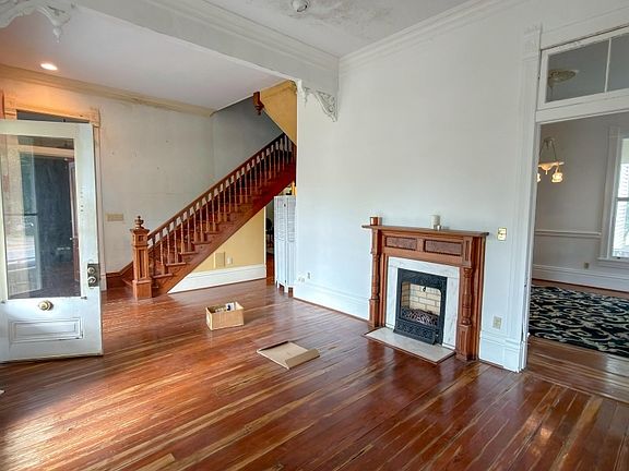 4th image of 714 3rd St