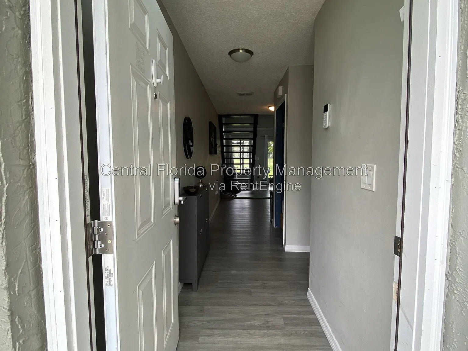 2 bed, 2.0 bath, 1106 sqft, $1,750 — Photo 2