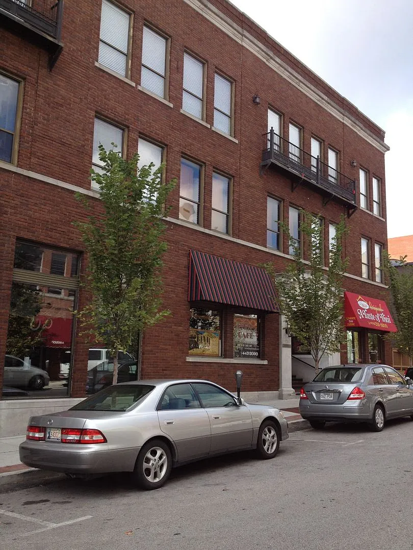 31 E. Center RES — Photo 1