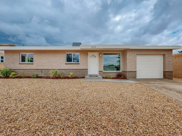 1030 June St NE, Albuquerque, NM 87112