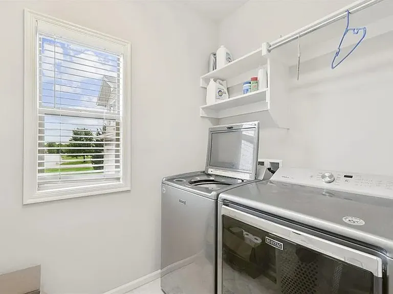 1301 NE Country Ln — Photo 21