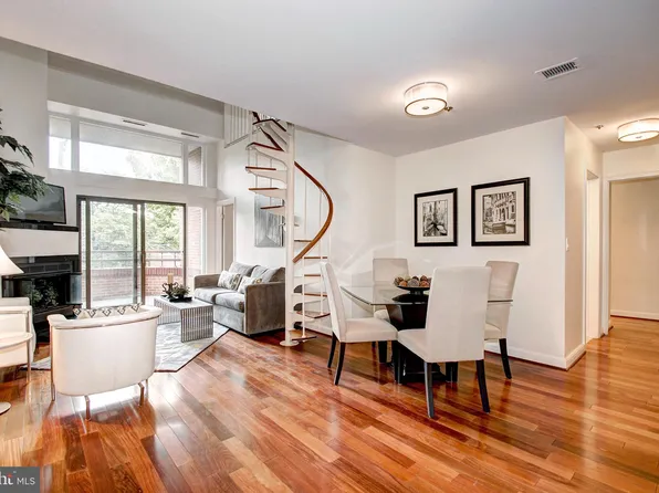 5300 43rd St NW APT 204, Washington, DC 20015