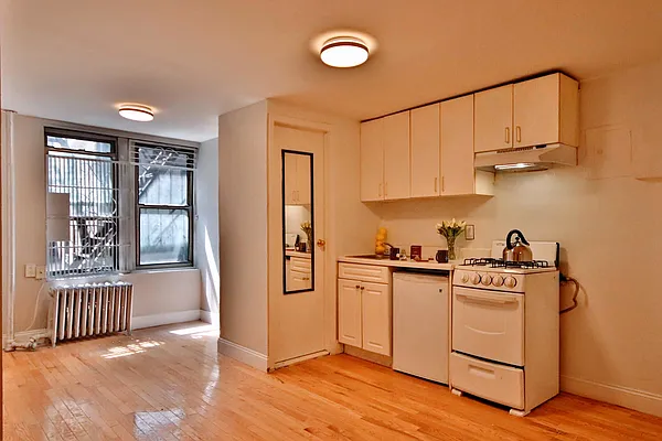 Rented by MetroNest | media 9