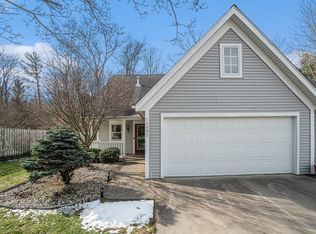 14803 Woodswalk Ct, Spring Lake, MI 49456