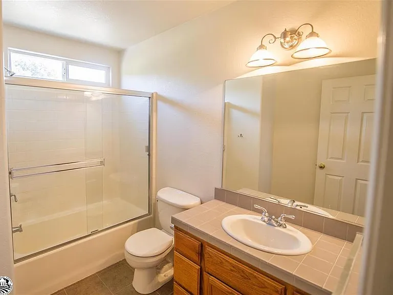 20461 Bay Meadows Dr — Photo 3