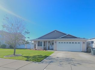 1358 E Greens Loop Rd, Moses Lake, WA 98837