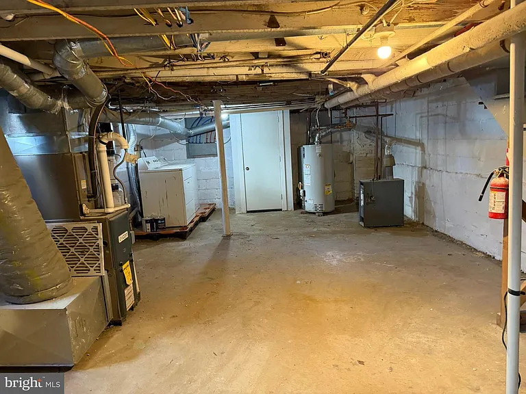 244 Mansion Ave — Photo 21