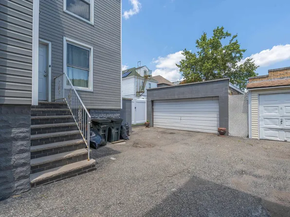 906 76th Street image 16 of 20