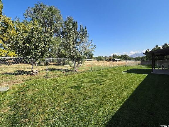 4th image of 2152 W Tierra Rose Dr