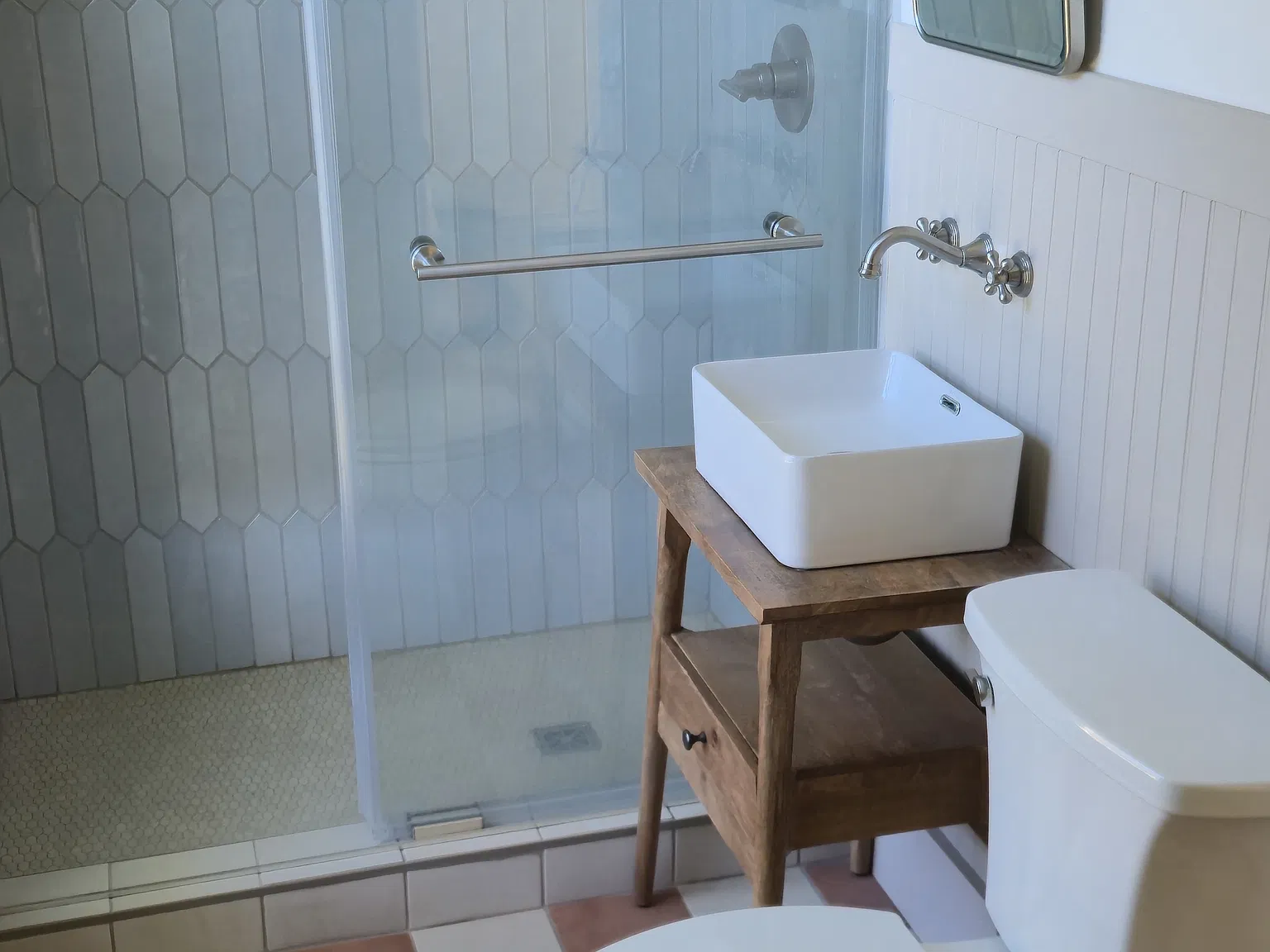 2 bed, 700 sqft, $2,100 — Photo 4