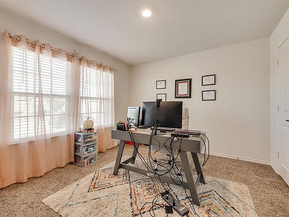 5th image of 3106 Shorthorn Way