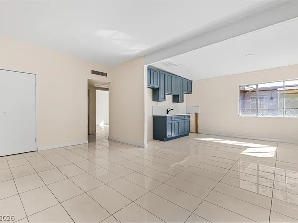 2204 S 15th St, Las Vegas, NV 89104