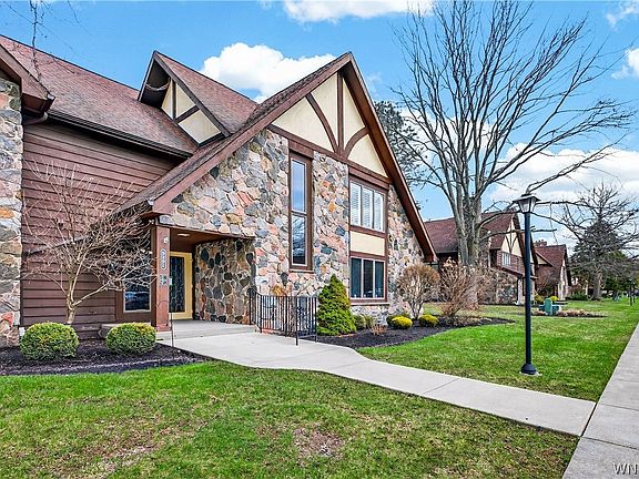 2nd image of 5291 Chestnut Ridge Rd APT G