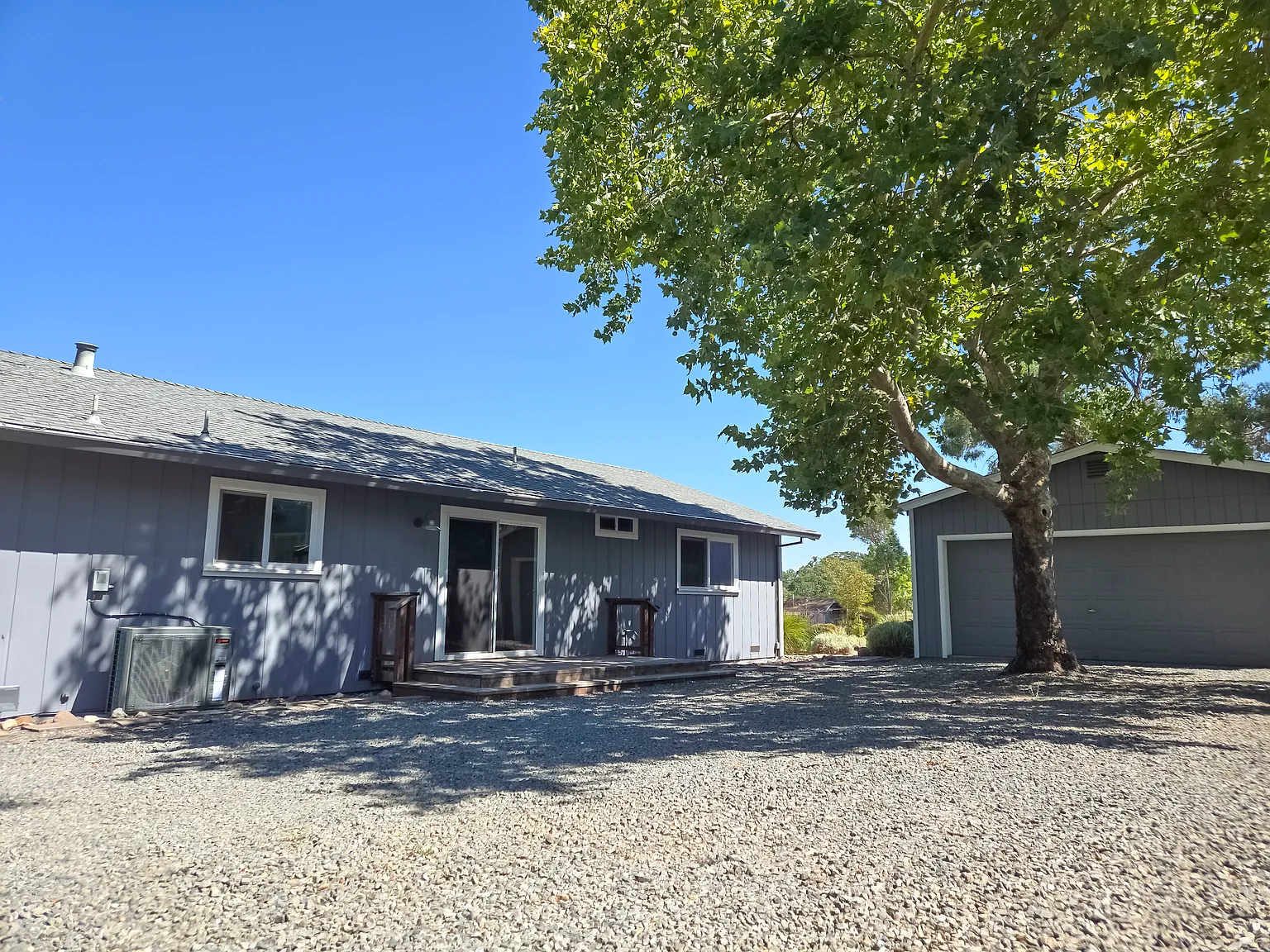 2 bed, 1280 sqft, $3,100 — Photo 1