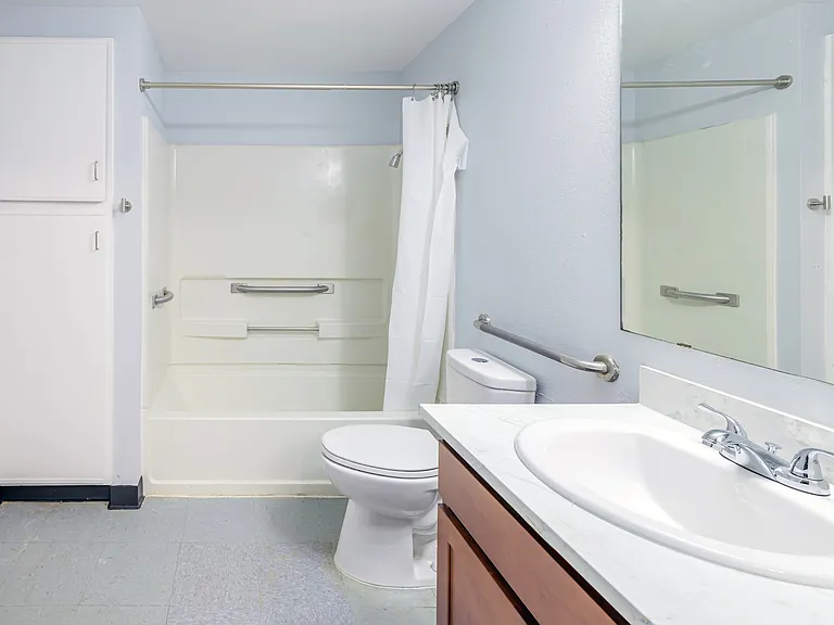 Jubilee Residences — Photo 46