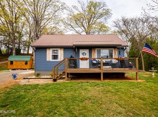 139 Devault Ln, Louisville, TN 37777