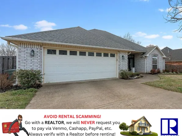599 N Rocky Xing, Fayetteville, AR 72704