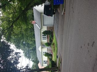 78 Dale St, Brookline, MA 02467