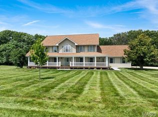 23186 Buck Track Ln, Warrenton, MO 63383
